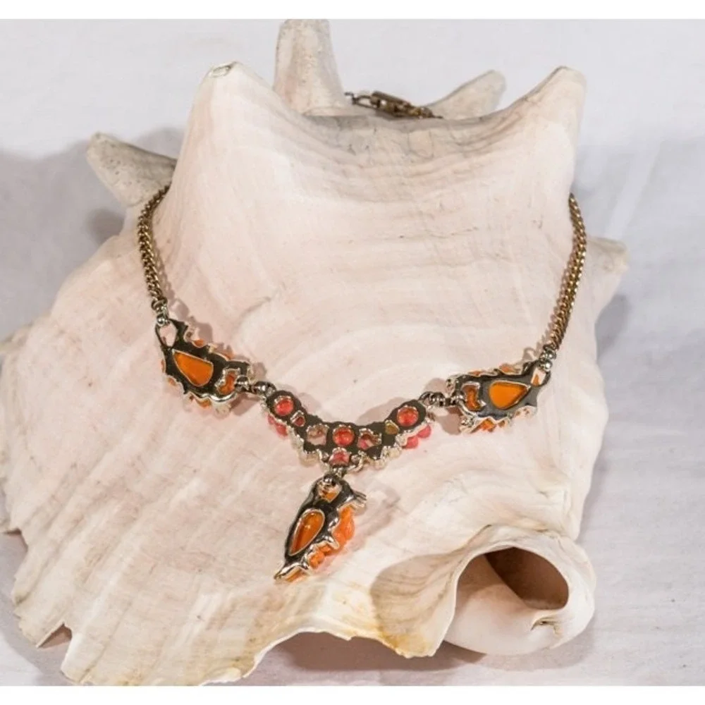 Vtg thermoset necklace gold tone roses floral flowers faux pearl mid century‎